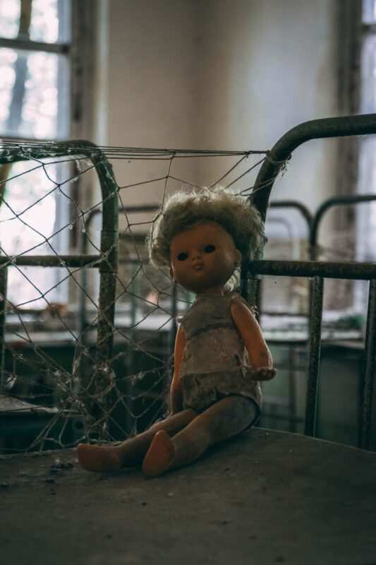 Bambola Chernobyl: che fine hanno fatto i bambini?