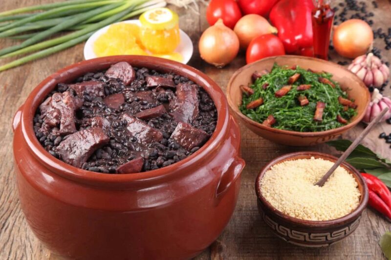 Cucina brasiliana feijoada scaled - Feijoada ricetta brasiliana: come prepararla (Video ricetta)