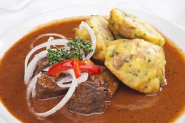 gulasch ungherese ricetta