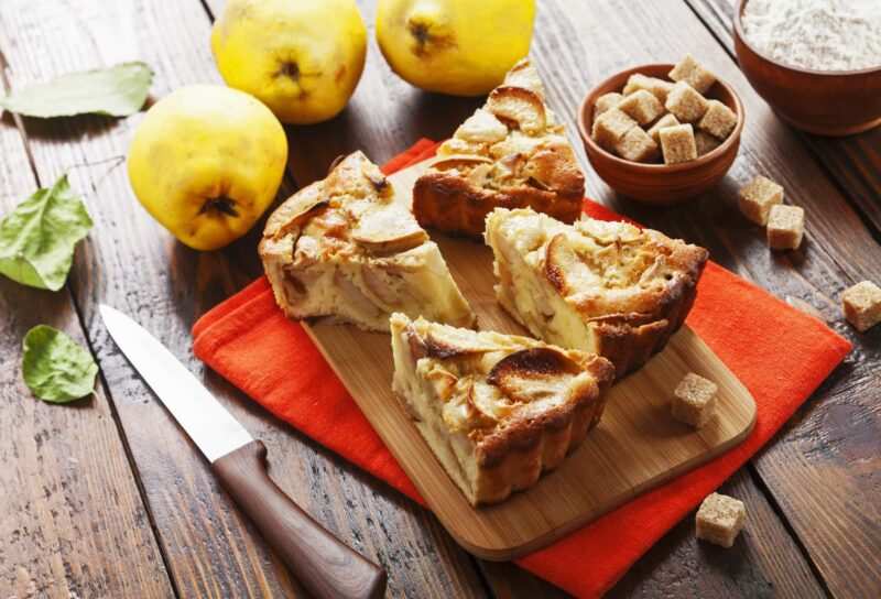 Torta di mele cotogne
