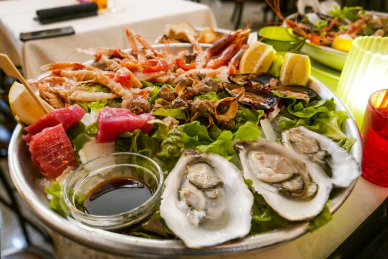 crudo di mare e ostriche crudo di mare e ostriche