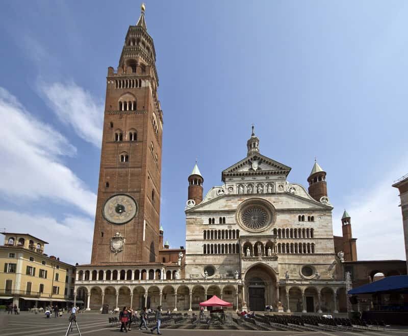 Cremona Piazza Duomo