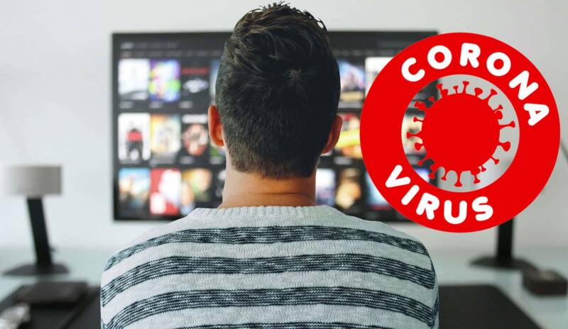 coronavirus stare in casa alla televisione