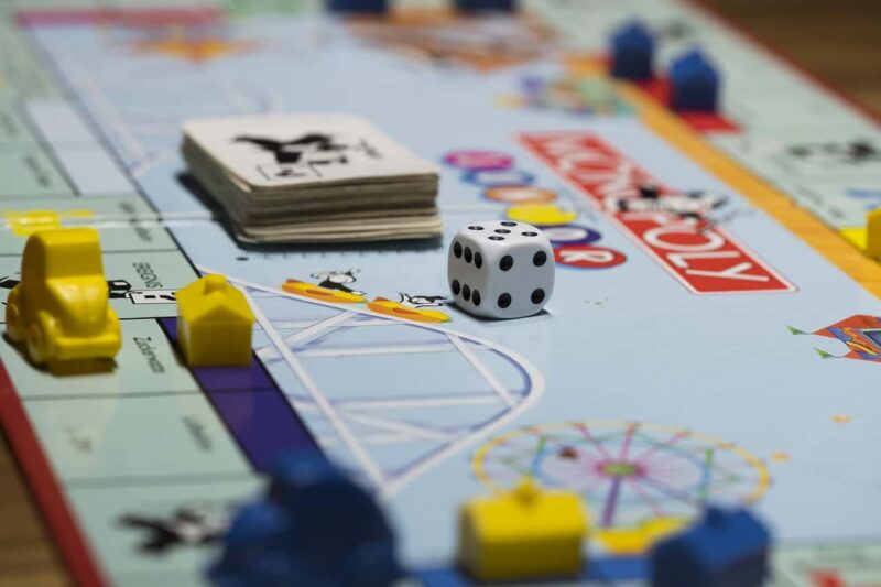 cose da fare quando ti annoi monopoli giocare a casa