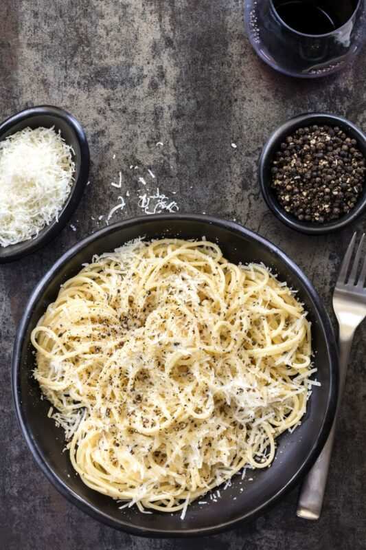 Spaghetti Cacio e Pepe la ricetta