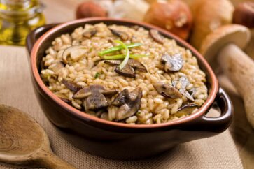 Ricetta del risotto ai funghi porcini e salsiccia