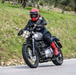 ragazze in moto