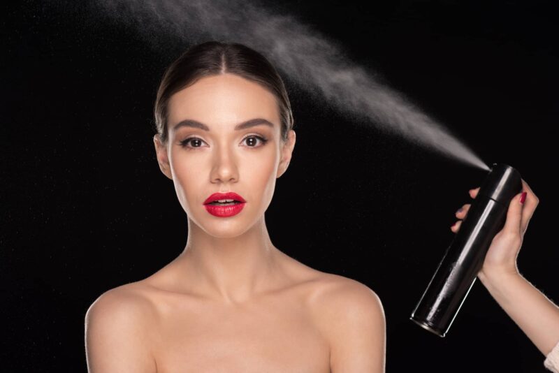 la lacca fa cadere i capelli