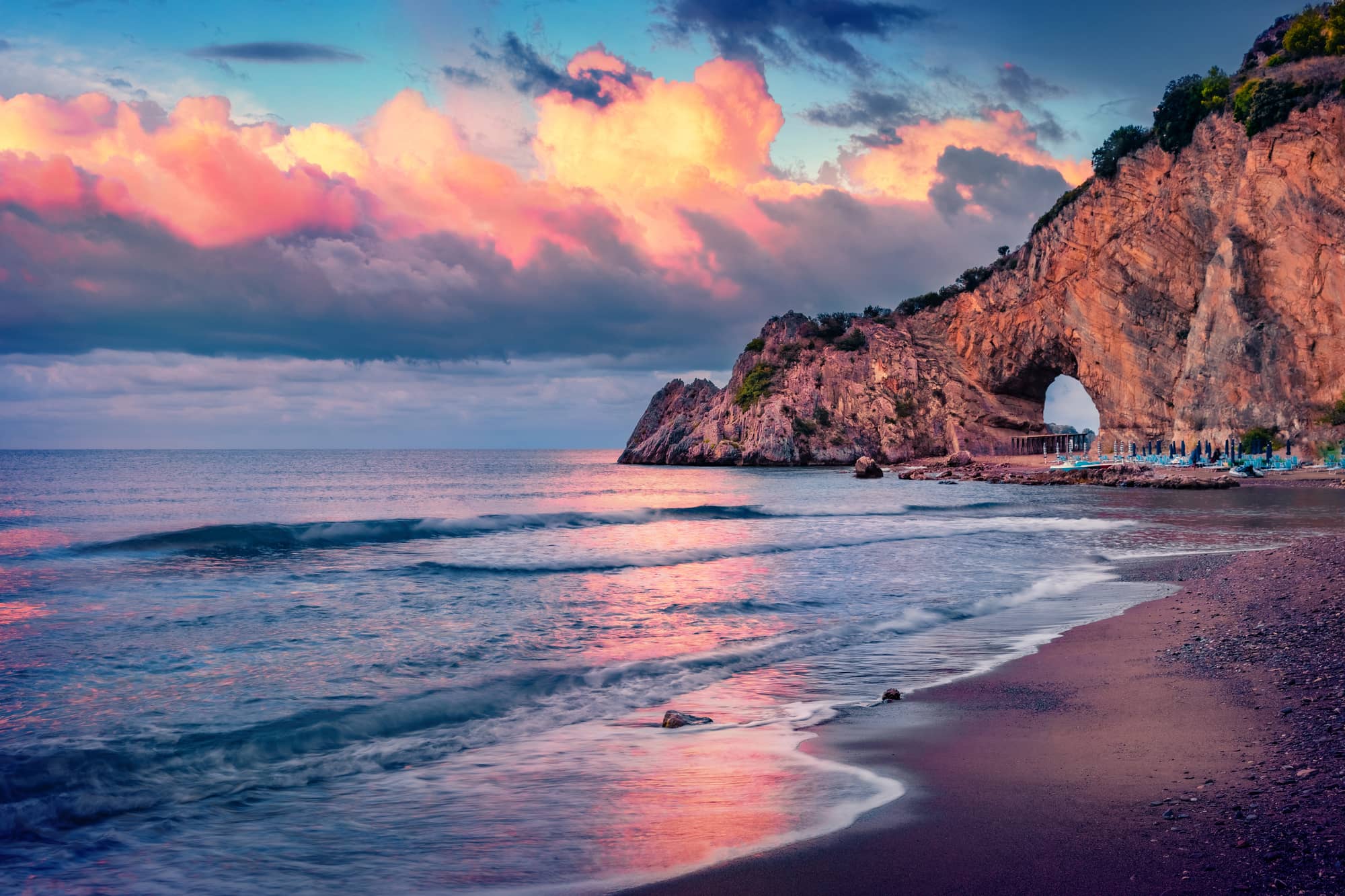 Veduta della costa di Palinuro con acque cristalline